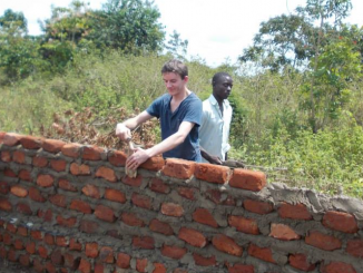Uganda Construction Volunteer Program