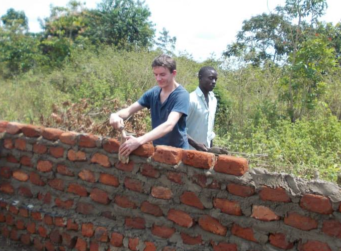 Uganda Construction Volunteer Program