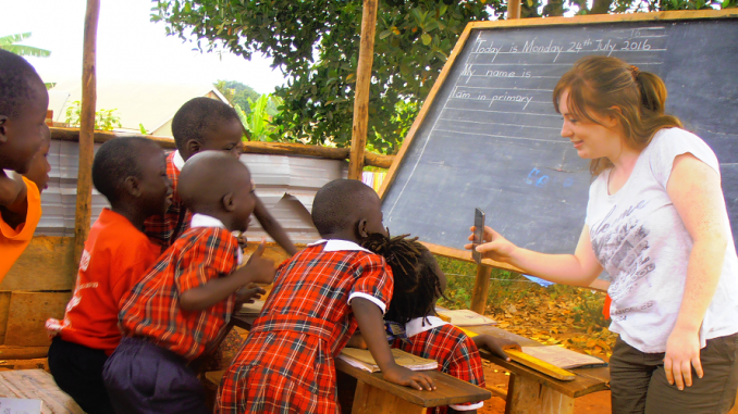 Sierra Leone Teaching Volunteer Project