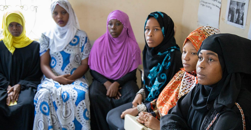 Zanzibar Women Volunteer Work